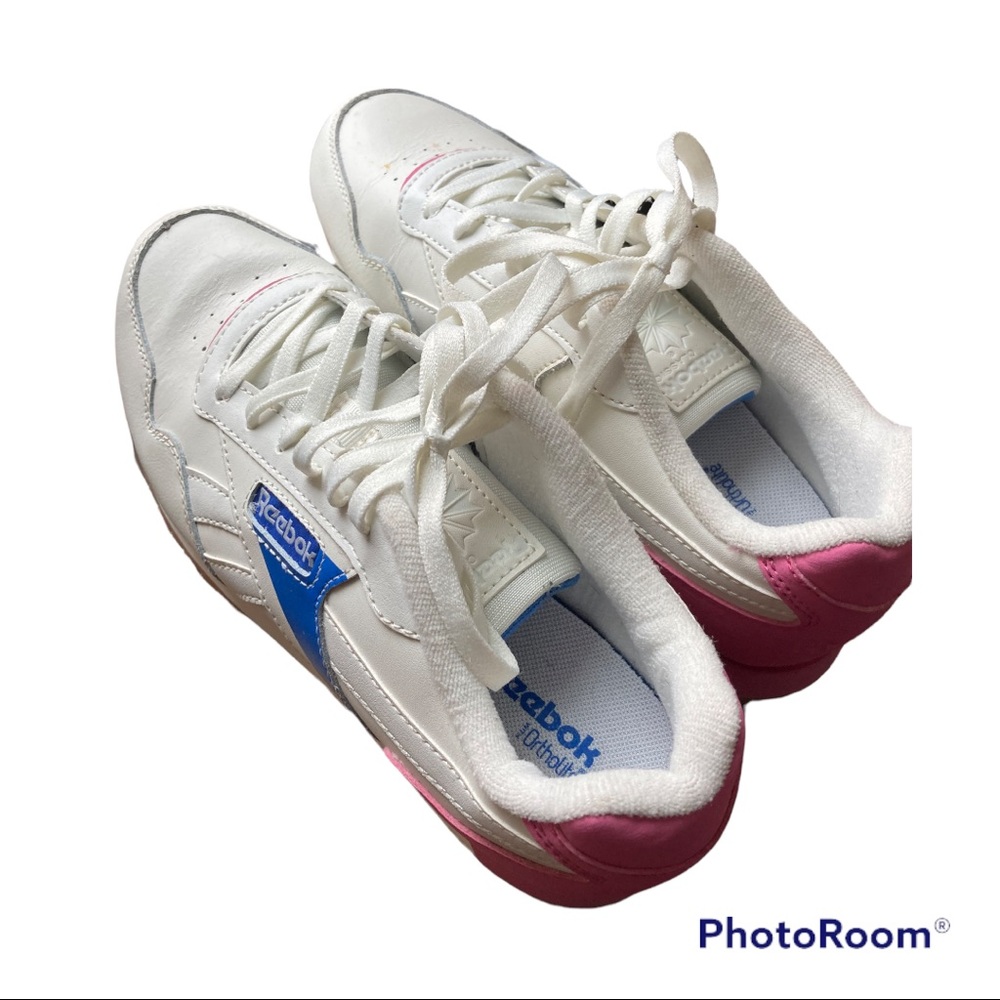 Reebok Sneakers